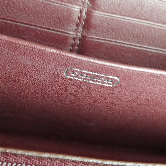 Coach Zip wallet. - Picture 5 of 6